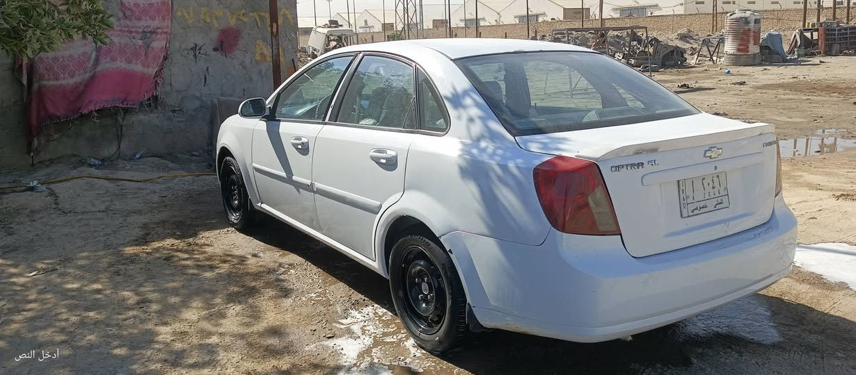 سلام عليكم اوبتره لبيع 2011 السعر 70وبيه مجال ***********
