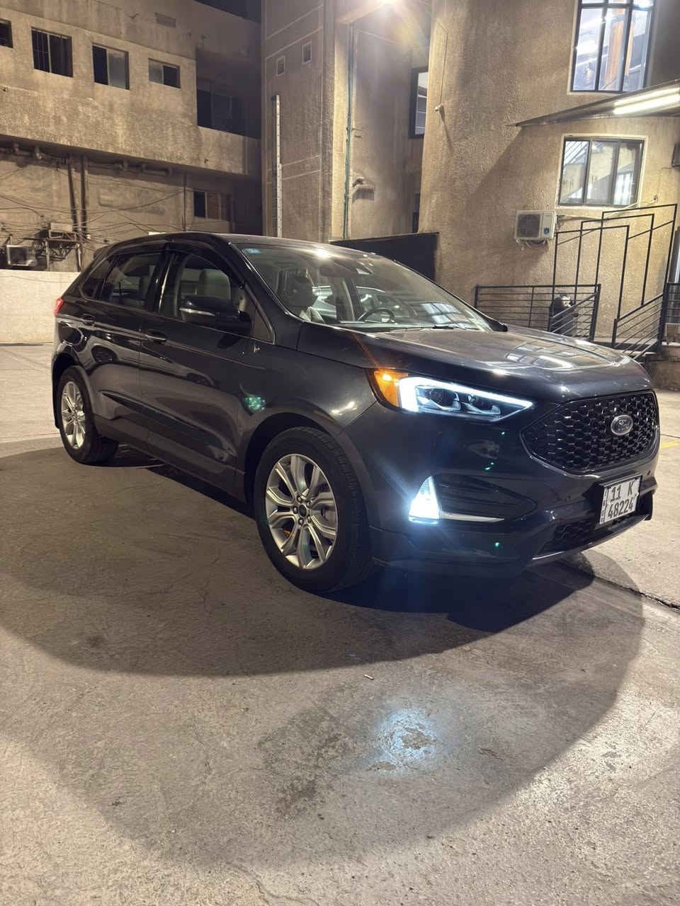 Ford Edge 2023 titanium
السلام عليكم ..
فورد إيدج 2023 تيتانيوم فول الفول 1/1
ماشية (((( 8 ألف ميل ))))فقط السيارة جديدة جداً 
ضررها بونيد فقط بدووووون شواصي ولا لغود
إيرباك ستيرن وراجع سيستم 

ملاحظة / السيارة اخذتها شلع دين وصارت غاليه عليه ب25 الف وهسه محتاج فلوس وأريد أبيع أو مراوس بسيارة أرخص أو ستندر سوك حتى أبيعها .

بالنسبه للسعر : ماأعرف شكد سوكها ، الجناي والتعجبه خلي يقيمها واليدفع اعلى سعر ياخذها وبالعافيه ويتهنى ويشوف كل الخير .

رقمها بغداد بإسمي وعنواني بغداد الاعظمية
***********
