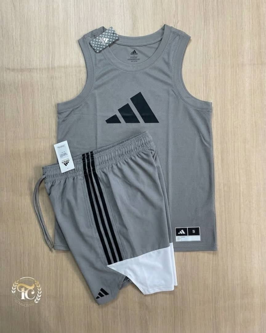 موديل جديد وحصري 
انتاجنا Sndos fashion
طقم شورت سكوبا 
قماش سكوبا اجنبي 
القياسات m l xl xxl
شحن فوري من القدموس
للتواصل عل خاص


**إذا كنت صاحب هذا الإعلان وتريد حذفه لأي سبب، رجاءا أرسل رسالة إلى الدعم الفني**