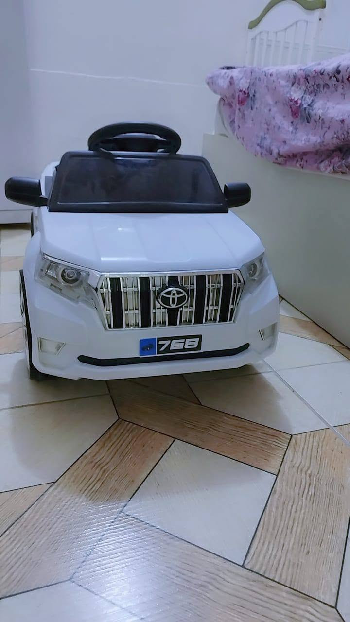 هلو بنات اشتريت هاي السياره ل ابني وما صعد بيها ابد ماحباها واريد ابيعها نضيفه كلش واصلا ما لاعب بيها جديده


**إذا كنت صاحب هذا الإعلان وتريد حذفه لأي سبب، رجاءا أرسل رسالة إلى الدعم الفني**