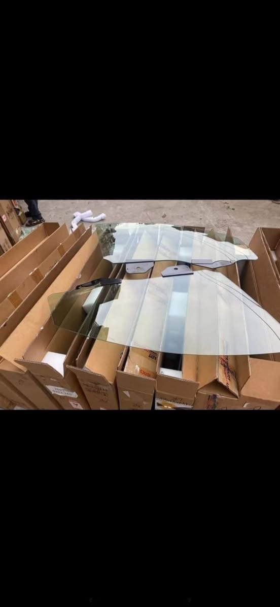 ✅بيع وتركيب زجاج السيارات 🚘 
✅افضل شركه زجاج سيارات 🥇
✅جودة اتقان عاليه مع ضمان حقيقي 
✅سليكون مقاوم لسيارات المتئاكله 
✅معى ضمان العمل
متعاقد مع التأمين للستفسار ***********
***********
يتوفر خدمه __ موقعيه 📍🚚 مجاناً 
      ☎️  ***********
***********
✅اذا كنت ترغب في تغيير زجاج سيارتك نوفر لك افضل انواع زجاج السيارات العالمي 🌐 ( أصلي و تجاري ) 
✅ أكبر المستوردين في العراق  🇮🇶 لجميع انواع السيارات كافه
***********
***********      ☎️
العنوان باب الشيخ قرب مقبرت الغزالي
