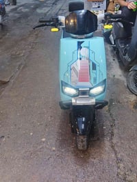 موطور شحن • ٦ بطاريات • موصل ايسر