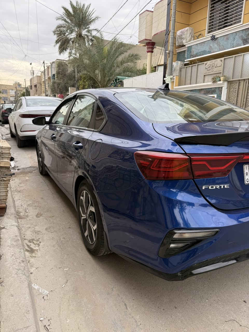 كيا فورتي 2019 رقم بغداد. تحويل مباشر
مواصفات : مكينة 2000 دوش / شاشة كبيرة / رادار تعديل مسار / اوتو بريك / رادار امامي / مود درايف / تحكم ستيرن / كروس سرعة / ويل كب / مانع انزلاق / بلوتوث / اواكس / USB 
حادثه جاملغ وبنيد مال وارد بدون دواخل 
كير AT
صدر جديد مملعوب بي 
تدفئه تبريد خير من الله سياره جاهزه من كلشي


**إذا كنت صاحب هذا الإعلان وتريد حذفه لأي سبب، رجاءا أرسل رسالة إلى الدعم الفني**