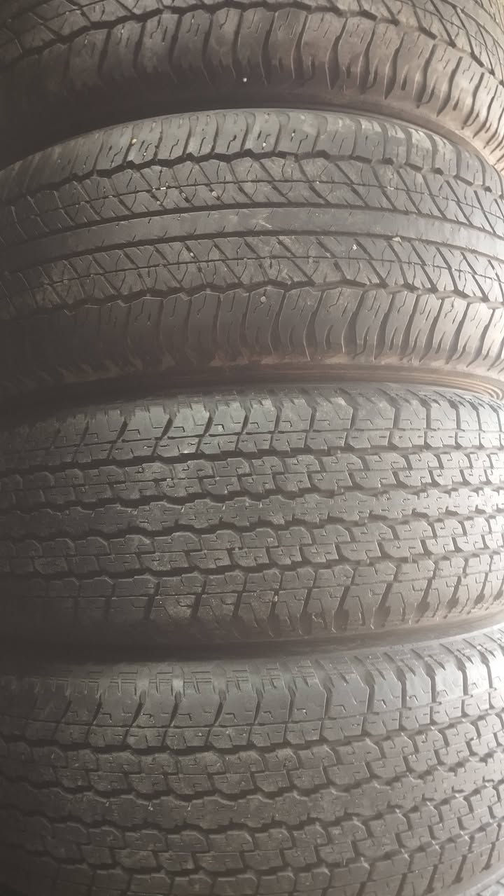 تايرات مستعملة للبيع انواع القياسات بيع جملة سعر زوج ١٠ الالف دينار توصيل جميع  المحافظات موبايل *********** تعال واتساب *********** خاص
