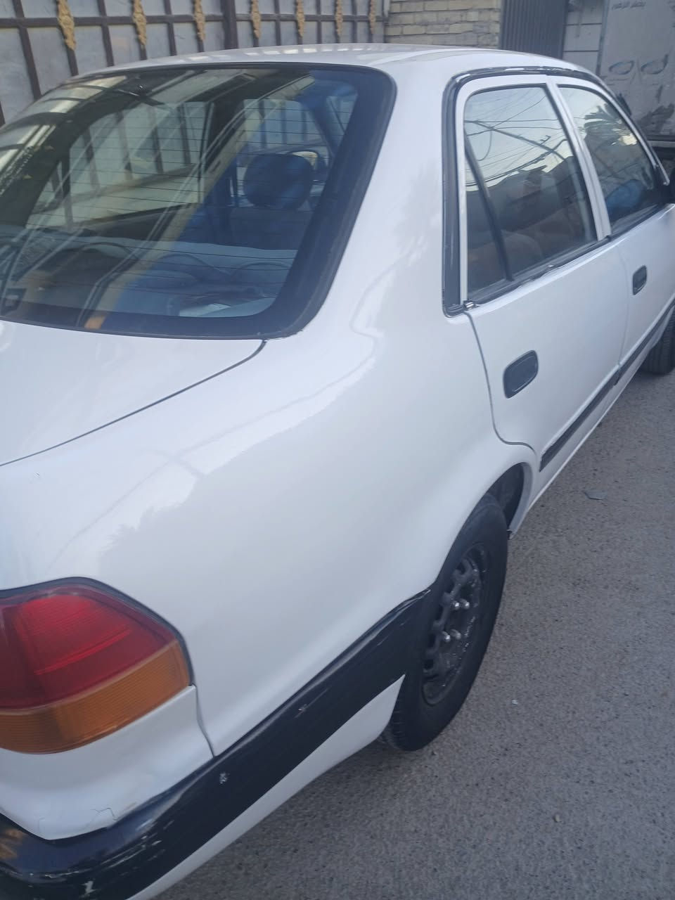 كورلا موديل 96 نظيفة كلش كير اوتوماتيك محرك 1800 محرك لاتبخير لاتنقيص سيارة ناعمةوخيرمن الله فقط مصبوغة احزام للجمالية  السيارة بااسمي رقم بغداد انكليزي سعر 55$ وبيها مجال حك الجية الاتصال على الرقم ***********
