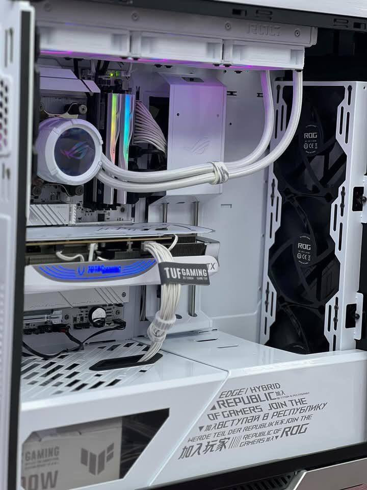 تجميعه. كامله. للبيع.
المواصفات. كدامكم. 

المعالج. R9 9950x

التجميعه. سعره. 3 مليون. قفل. فول نضافه. وترتيب. 
اي شي. رقمي واتساب. ***********
