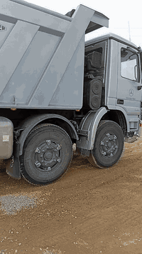 البيع قاطرة مقطوره ٢٠٠٧ معلايه ٢٠١٨ مربوطه مقطوره كفاله عامه ***********
