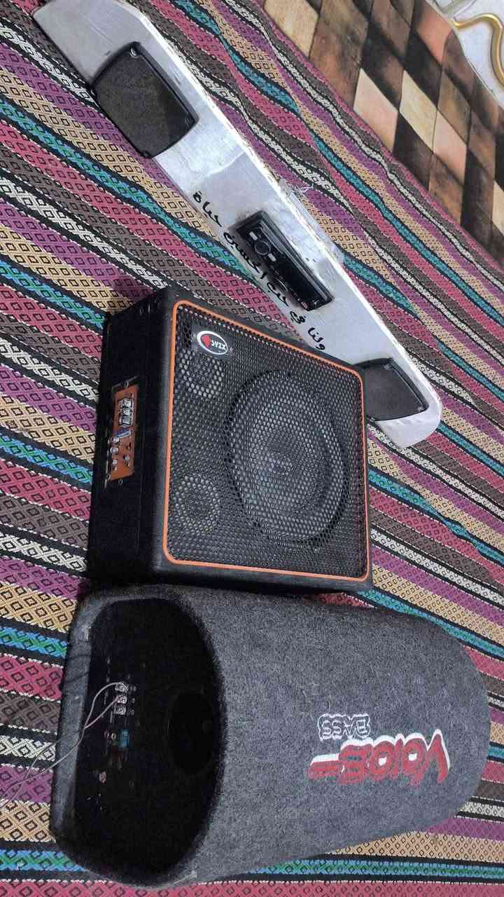 مضخمات عدد 2 وانبيثري 1 سعرهن ابيعن كلهن مابيع مفرد شرط الشغل بعدهن جدد  سعر 80 وبيهن حك الجيه رقمي ***********
