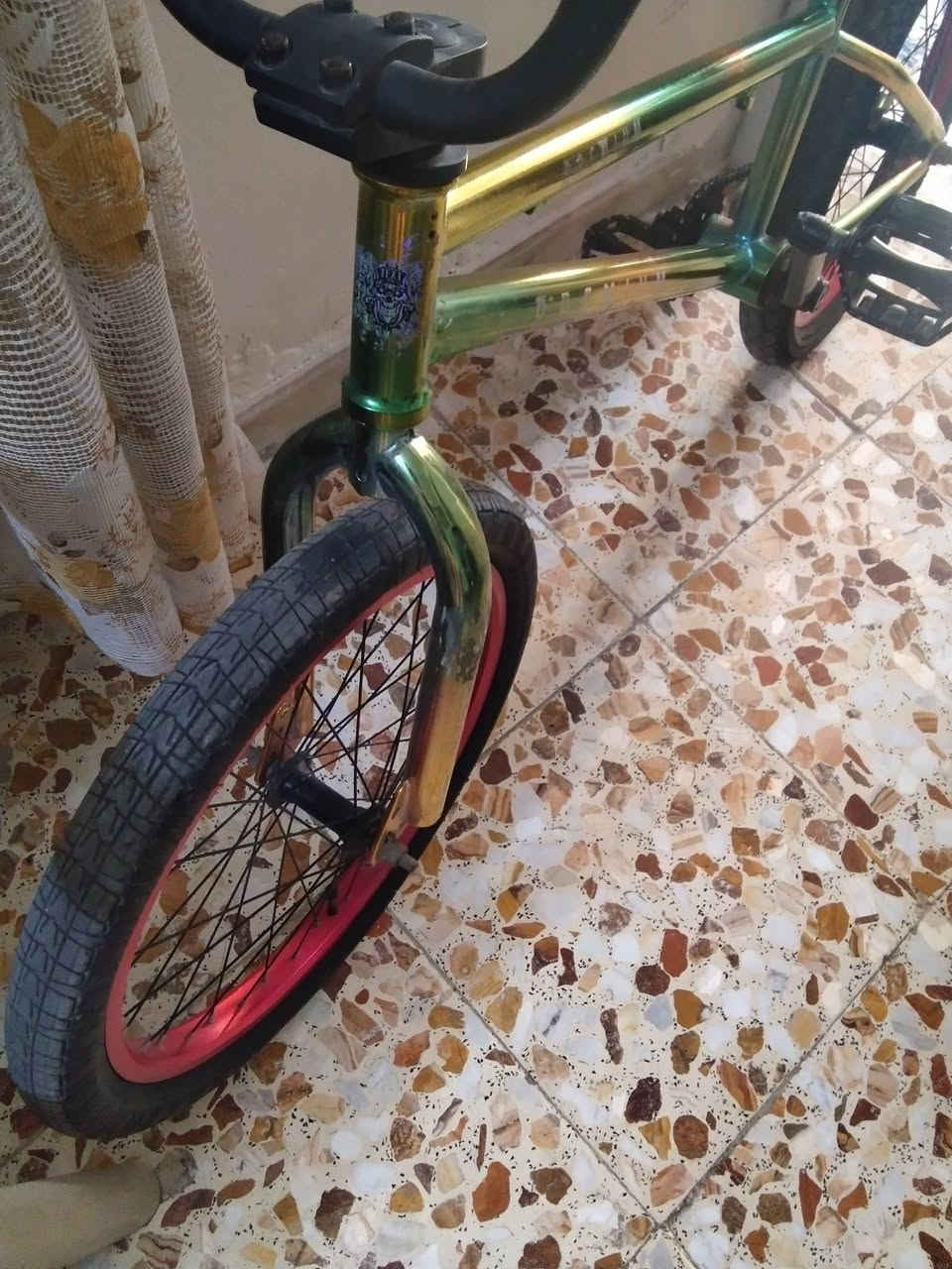 سلام عليكم  بايسكل للبيع BMX سبع الون مميز  معه زوج  هدية  يدات زرك العنوان بغداد حي  الاعلام مجاور مرطبات ريان السعر 200 وبي مجال حك جية الشراي يجي خاص


**إذا كنت صاحب هذا الإعلان وتريد حذفه لأي سبب، رجاءا أرسل رسالة إلى الدعم الفني**