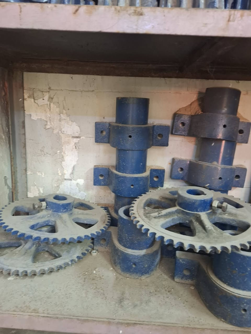 يتوفر قطع غيار للخباطات البناني الأصلي يوجد توصيل كافه المحافظات للستفسار اتصل على ا  رقم ***********
