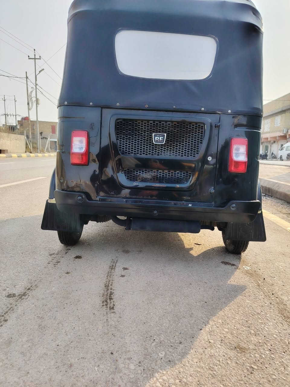 السلام عليكم 
تكتك 2022 بلسنويه23 رقم ذي قار
كفاله ماعدا ضربه بالصفحه * السعر 8 ملايين و400 بيها مجال بسيط
العنوان واسط قضاء الحي
الرقم ***********
