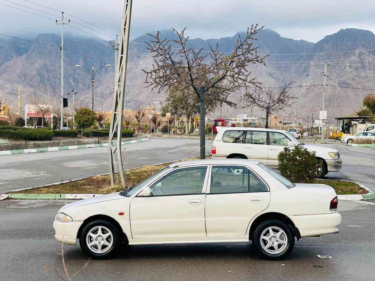 بەناوی خوای گەورە و میهرەبان

بەلاش بەلاش بەلاش خوار هەموو بازاڕ زانیاری بخوێنەوە جا تێل بکە 

پڕۆتۆن. 2004. مەکینە بەخ 😱گێڕ تۆماتیک   
 
حلووج ماڵی مەدەنی بەشەرتی ١٠٠ ساڵ 

مەکینەی تازەم خستۆتە سەر سفر سفرە ئەوروپی لۆک

گێڕ و تەقە و ڕەقە بەشەرتی ١٠٠ فیتەر

گەرمیەکی لەسەرە لە سەیارەی نوێ خۆشترە 

سەیارەکە ئی ماڵانە ئی مەحامەلە
نەبوە یەک ٢٥٠ مەسروفی نیە 

٤ تایەی تازە حەفتەیەکە لەژێریەتی لۆک ناو پاکەت

٤ جام کارەبا 
گێڕ تۆماتیک 
کامل گێچ ئیش دەکا 
کامل لایت و فول و بەگلایت و فڵچە ئیش دەکا 

بێ لێدراو بێ دەحم نێ خایس 

سەقف و شانی لۆک لۆکە 

بەرەدەرکا و داژبوولی زۆر جوان و نووێیە 
تاقم کوشنی لۆکم بۆ بەستوە 

لە هیچ کوێ بەو پارەیە نیە مەکینە بەخ و تۆماتیک و ٢٠٠٤ 

لێخوڕینی هەتا بڵێی خۆشە زۆر زۆر مەزبووتە ماڵی دۆستە 

لەخزمەتان دام بۆ مەحامەلە تەلەفون مەکە خوار هەموو بازاڕە 

قفڵ قفڵی سحری ئەو سەیارە نازدارەمان ١٧$ گەڵایە

17$ قفڵ قفڵیەتی 

شوێنم ڕانیەیە لەخزمەتت هەموو لایەک داین 
ژ.م ***********
***********
Viber.  Wast app لەسەرە رانية, السليمانية
