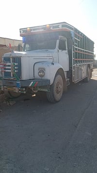 سكانيا 111 • رقم نينوى • اصفر