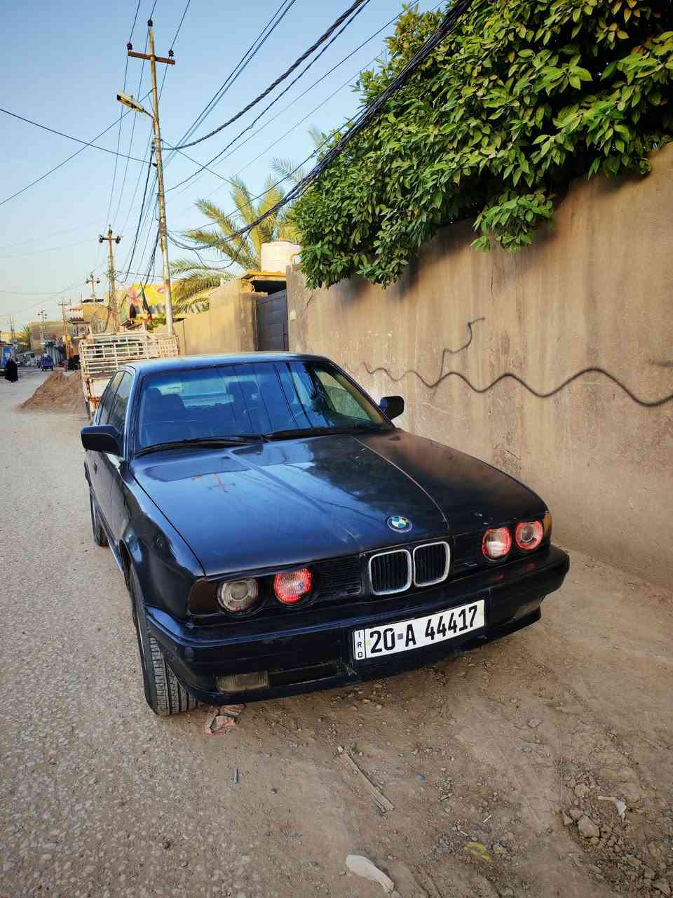السلام عليكم .
بي ام دبليو .  موديل 1990.  حجم المحرك 2500 . رقم ديالى بسمي مشروح وطني تحويل مباشر تتحول باي محافظه  قبل شهر دخلت هزه وحولته بسمي . رقم مميز وحلو . الحداديه الاماميه قبل شهر شديته كامله 100% تخم تاير امامي جديد. مكانها بالحله مركز . 

***********

ب43 ورقه وبيه مجال
