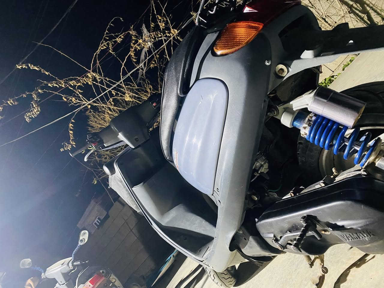 السلام عليكم ورحمة الله وبركاته
عرض ماطور ياماها 

الدراجه نضيفه حيل 

ماناقصها شي 

السرعه 60 

  صاحبها تعبان عليها كلش 

شلعتها عند المشي قويه جداً

🛑السعر 325$ ألف دينار وبيه مجال كلش .

للأستفسار الاتجاه نحوه الواتساب على الرقم ادناه .

***********
