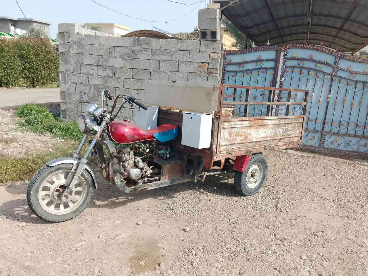 ستوته ام تيأر نضيفه ومحركه حلو بس البدي يرادله تلحيمات كهربايات كله شغاله سعره 450 وبيه مجال ما متواجد علا فيس رقمي *********** للعلم ستوته بلا اوراق كلك
