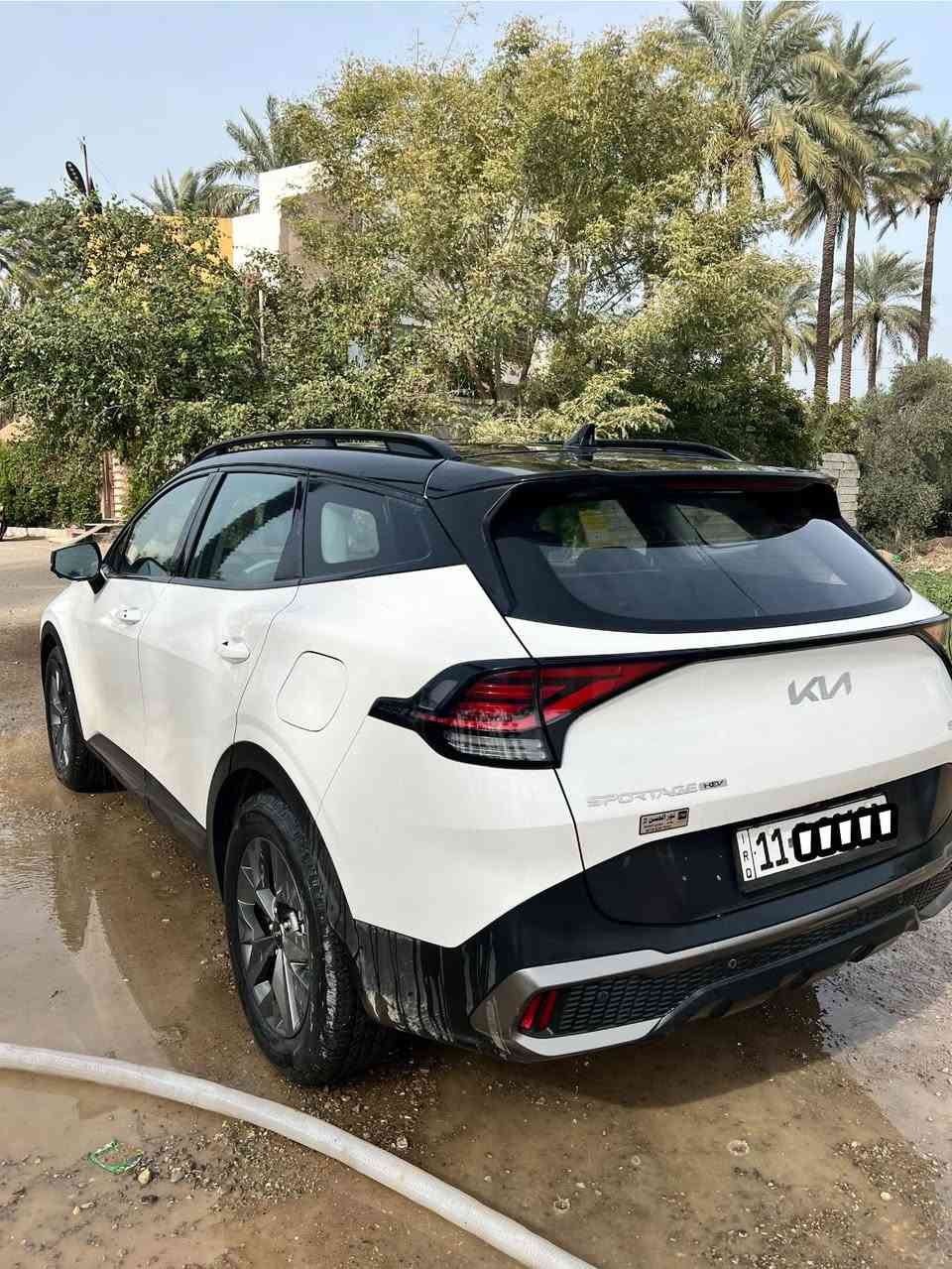 كيا سبورتج 2022تو كلار وارد خليجي رقم بغداد بإسمي
 لارج تجميع الصين هايبرد مكينة 2000 
ماشيه 34000 الف كيلو قابل للزياده
المواصفات فوك الفول
فتحة بانوراما على طول السيارة 
4 كامرات
+ انارة داخلية led 
+ انارة الوان بالدشبول 
كشنات كهرباء+ تدفئه تبريد كشنات + خزن وضعيات الكشن 
كير ماوس 
اوتو هولد مع هاند بريك دگمه 
بيانو بلاك وتحكم تبريد لمس
حساس امامي خلفي رادارات امامية خلفية
تحكمات سترين جهتين 
شفتات ستيرن
مثبت سرعة وتحديد مسار
بعد بيها  مواصفات حلوه
السعر  235 وبي مجال
للاستفسار  ***********
