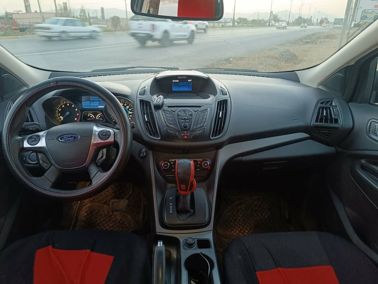 بسم الله الرحمن الرحيم
فؤرد ئيسكه يپ مؤديل 2014
گير و مكينه به شه رت مكينه 25
شه ريكه ي نيڨا
مواسفات se به سمه وشاشه و كاميره 
سوكان ڨؤليؤم تبريد كه ركه زي ويل كه پ
141هزار رؤشتوه هايدرؤليكم تازه گؤريوه 
سه نه وي تاكوو 2029نوييه 
به شه رتي كاربايات 
دوو پارچه ي بؤياغه بؤنيت و ده رگاي دواي سكن به بي ناو گرتن بي ئرباگ ته قين
سعري 103$و مجال 
گؤرينه وه ش ده كه م به دلم بيت 
به ڨيرسا.سينترا.التيما
بؤ زانياري زياتر نامه بنيره يان پيوه ندي به م ژماره ته له فؤنه بكه ن *********** شوين حاجياوه
