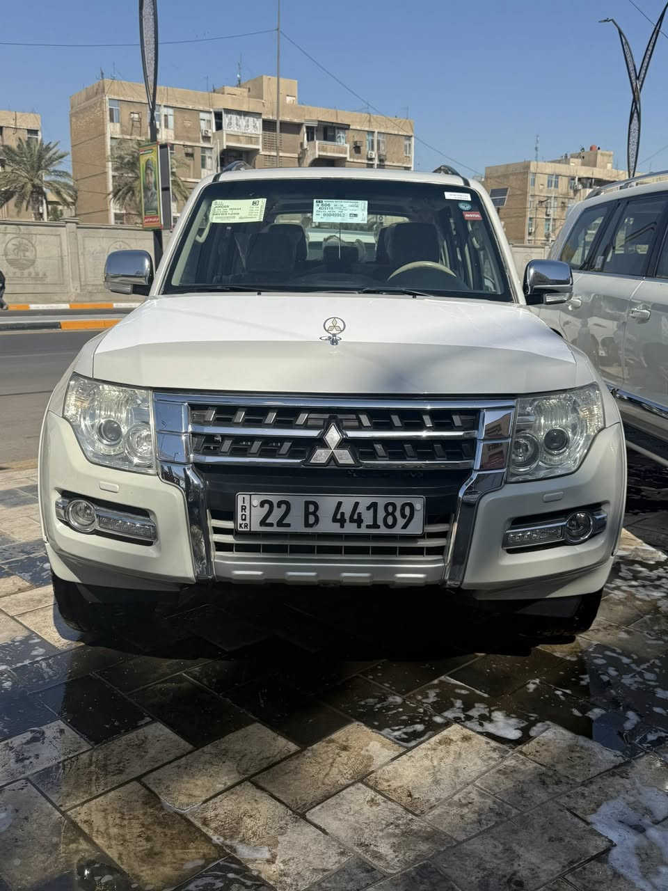 السلام عليكم باجيرو ٢٠١٥ حبتور فول للاخير  كشنات جلد كهرباء بانوراما مري شفط سبعه راكب ثلاث قطع تبريد معروفه مواصفات الحبتور ام الدمام الخلفي مكينه ٣٥٠٠ كير مكينه صدر جاهزه للاخير بيها طخه بخشم الجاملغ الامامي الايسر صبغ جاملغ وشويه مباوكين الباب وااباقي مكفول صدر وتراي جدد مكانها بغداد الغدير مقابل شقق زيونه عارضها ب١٥٣ وبيها مجال ***********
