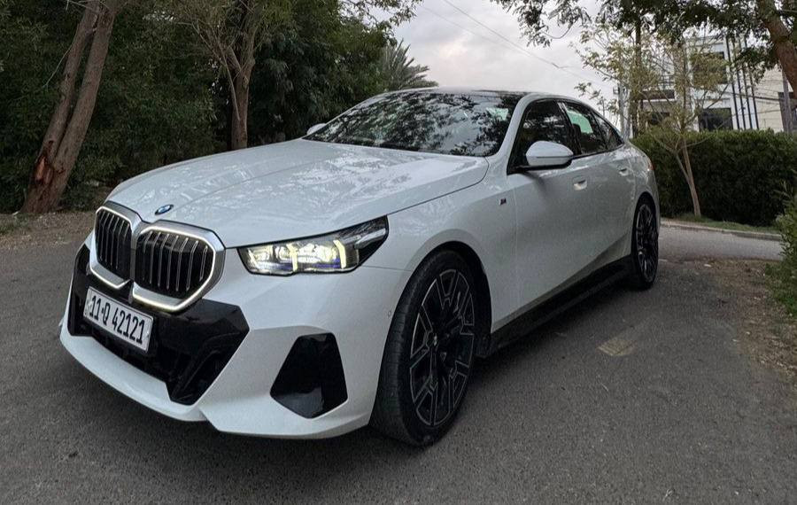 بي ام 530i M 2025 ( خـليـجـي )
 عروش فول فول مواصفات 

بيها ضمان صيانة ٤ سنوات

ماشية ١٨ الف كليو

بيها طخة بالدعامية الخلفية ومصلحة بالوكالة

المواصفات

كراسي تدفئة -تبريد

تبريد ١٠ منافذ

‎4كاميرات

‎5بردات

قيادة الية

صندوك كهرباء

داتا شو

اوتو هولد

اوتو بارك

رجوع الى الخلف تلقائي

وبعد هواية مواصفات

فول للاخير
مكان بغداد العامرية  ***********
للاتصال
