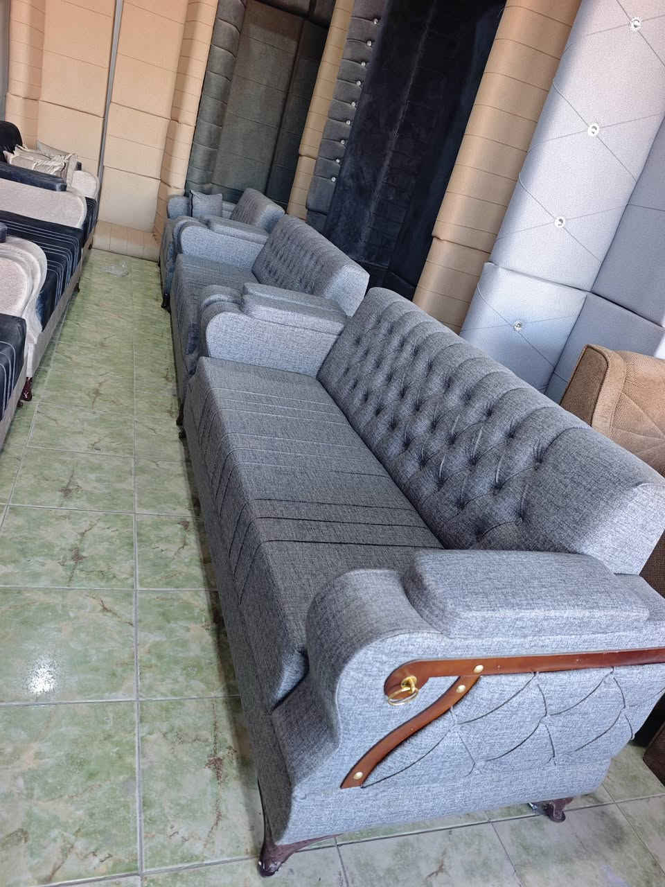 تم بحمد الله وصول وجبة جديدة من التخومة والدواوين .
#جودة_عالية ✨ 
#تصاميم_عصرية ✨ 
#أسعار_تنافسية
عمل حسب الطلب 
أهلاً وسهلاً بكم 🌸
عنواننا
ديالى بعقوبة الشارع الخدمي للمفرق مقابيل العزات 
للاستفسار 
***********
