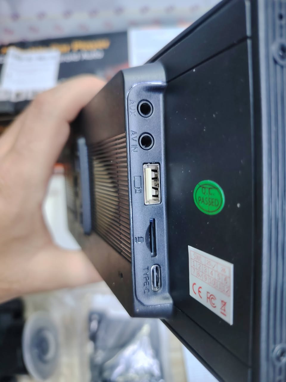 شاشة سيارة مشغل وسائط CarPlay و Android auto شاشة سيارة تركب على الدشبول او تركيب معلق على الزجاجة الأمامية للسيارة لاسلكية لمس حجم 10.25 انج للسيارات مع امكانية ربط كاميرا الرؤية الخلفية بلوتوث رايدو FM عرض مشغل فيديو موضحة بالصور السعر 40 الف للطلب او الاستفسار التواصل عبر رسائل الصفحة متوفر توصيل بغداد ومحافظات 👍 #تابع_الصفحة_يوصلك_كلشي_جديد


**إذا كنت صاحب هذا الإعلان وتريد حذفه لأي سبب، رجاءا أرسل رسالة إلى الدعم الفني**