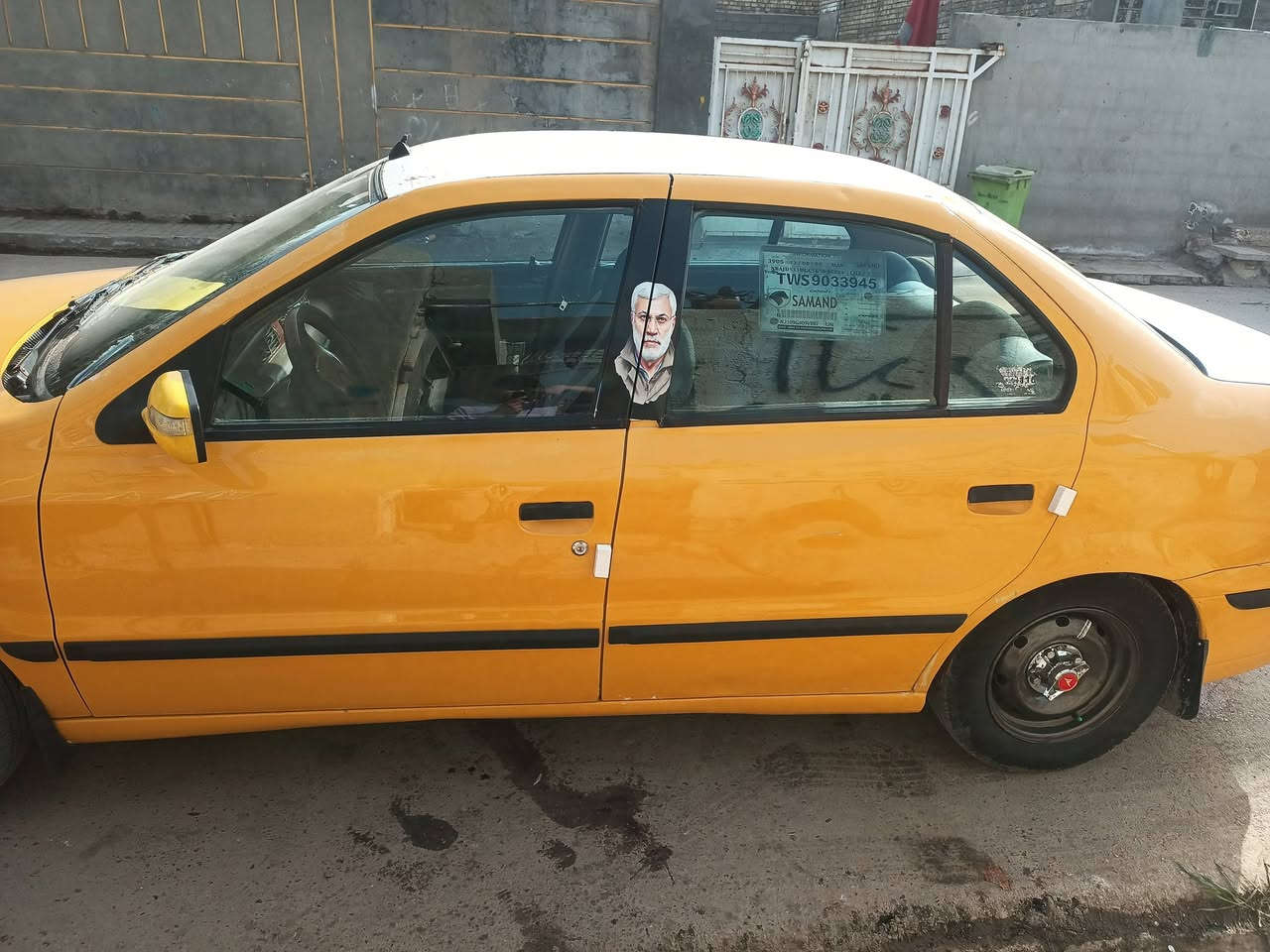 السلام عليكم سمند موديل 2012السياره خير من الله السعر 38وبيه مجال بسيط البكان بغداد العبيدي حي الرئاسه الرقم ***********
