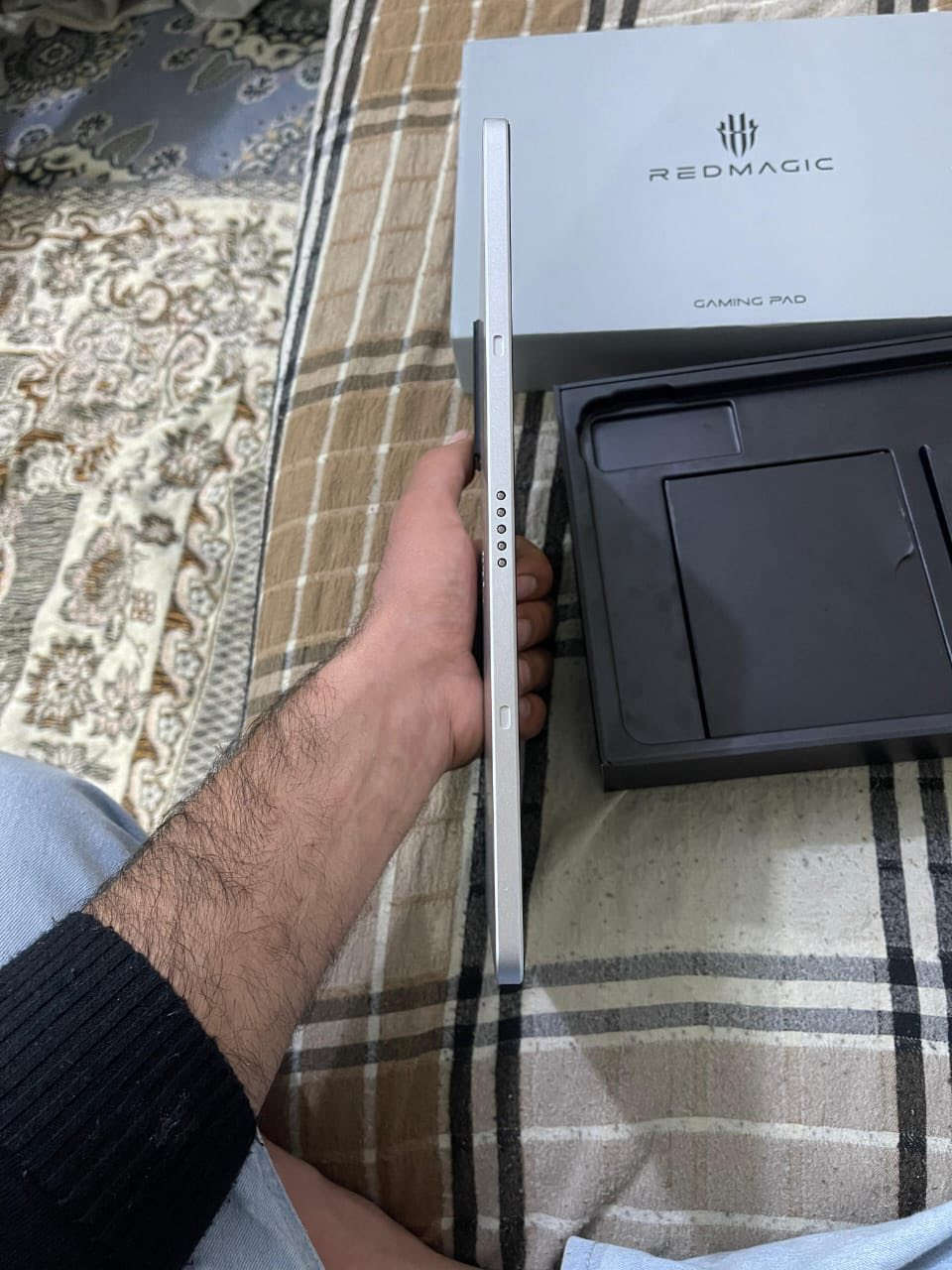 📌سلام عليكم ايباد ريد مجك نوفا الجبير💠
للبيع الجهاز صارله كم شهر من مستخدم نضافه فول 💠🔝

مواصفاته معروفه بس طخه بالشاصي بس 
زغيره وممبينه 💠

السعر : 750 وبيه مجال 💵

مكاني نجف كوفه حي نيسان 📍

 📞 ***********
