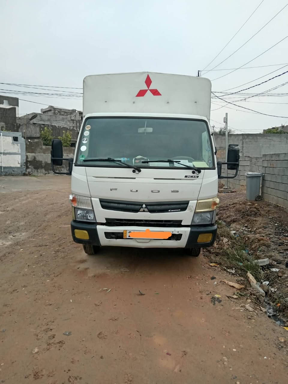 كنتر أوربي للبيع رقم السليمانية موديل 12 السعر 215 او بيه مجال ***********
