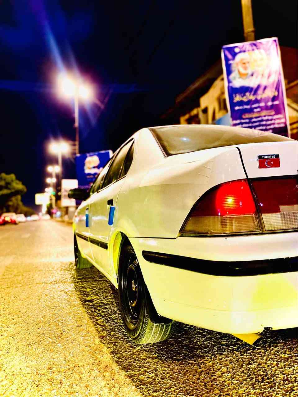 السلام عليكم 
سمند مديل 2011 ناطق 
السياره مكفوله كفاله عامه فقط بارد بين الجاملغ والباب 
السياره متعوب عليه مال جناي الله شاهد 
تخم تاير جديد 
داخل نضيف 
كير مكينه جديدات 
حداديه بلجيس 
منضومة بانزين جديده
فيت بم جديد 
بخاخات جديده 
تخم بلكات وتخم واير جديد
كلاص بانزين جديد 

السعر 39 وبيه مجال للشراي
اتصال *********** النجف, العراق
