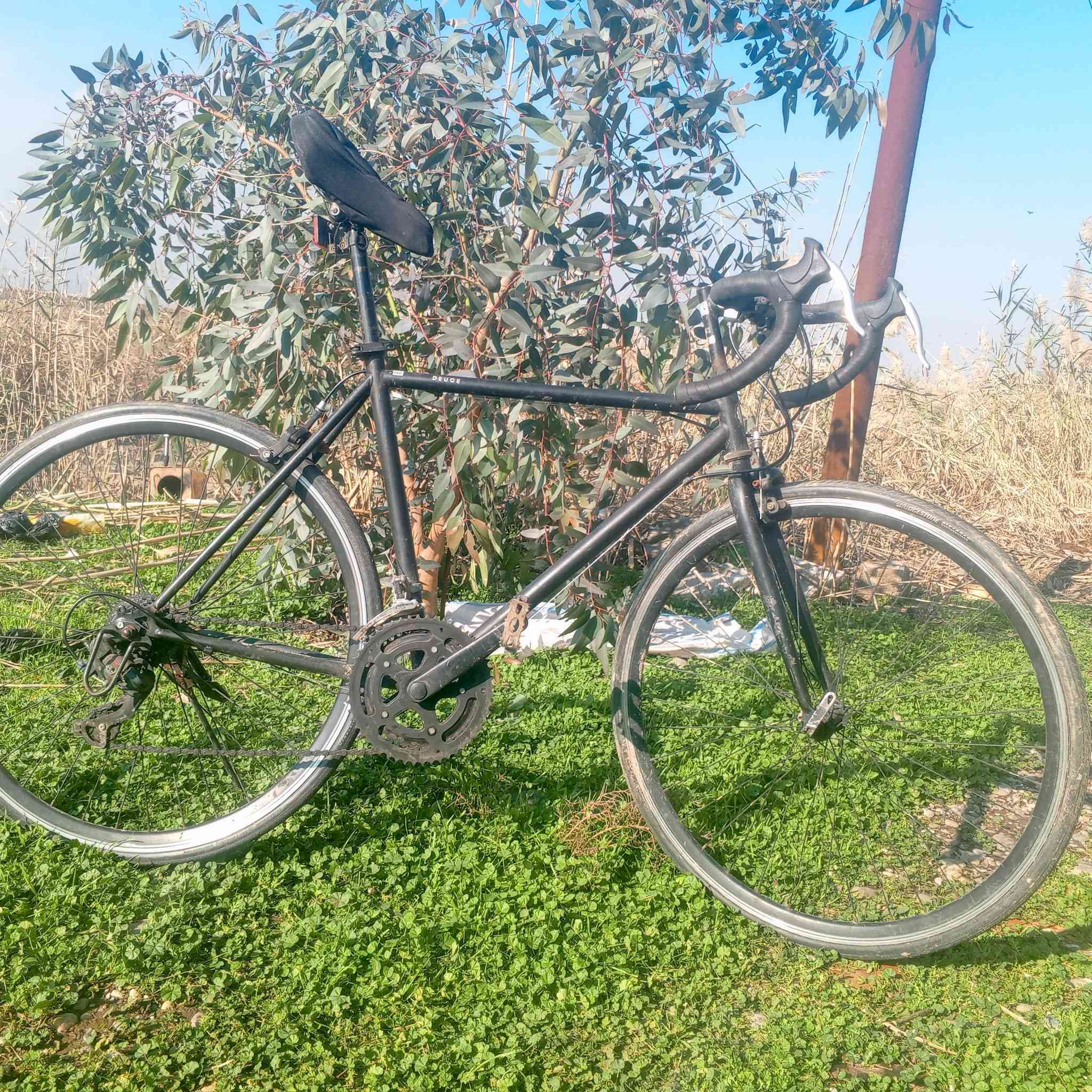 السلام عليكم. 
درجه نضيفا 
ما بيها كل عيب 
گير الورا-٧ول كدام ٢
للبيع السعر ١٢٥
رقم الوتساب ***********
