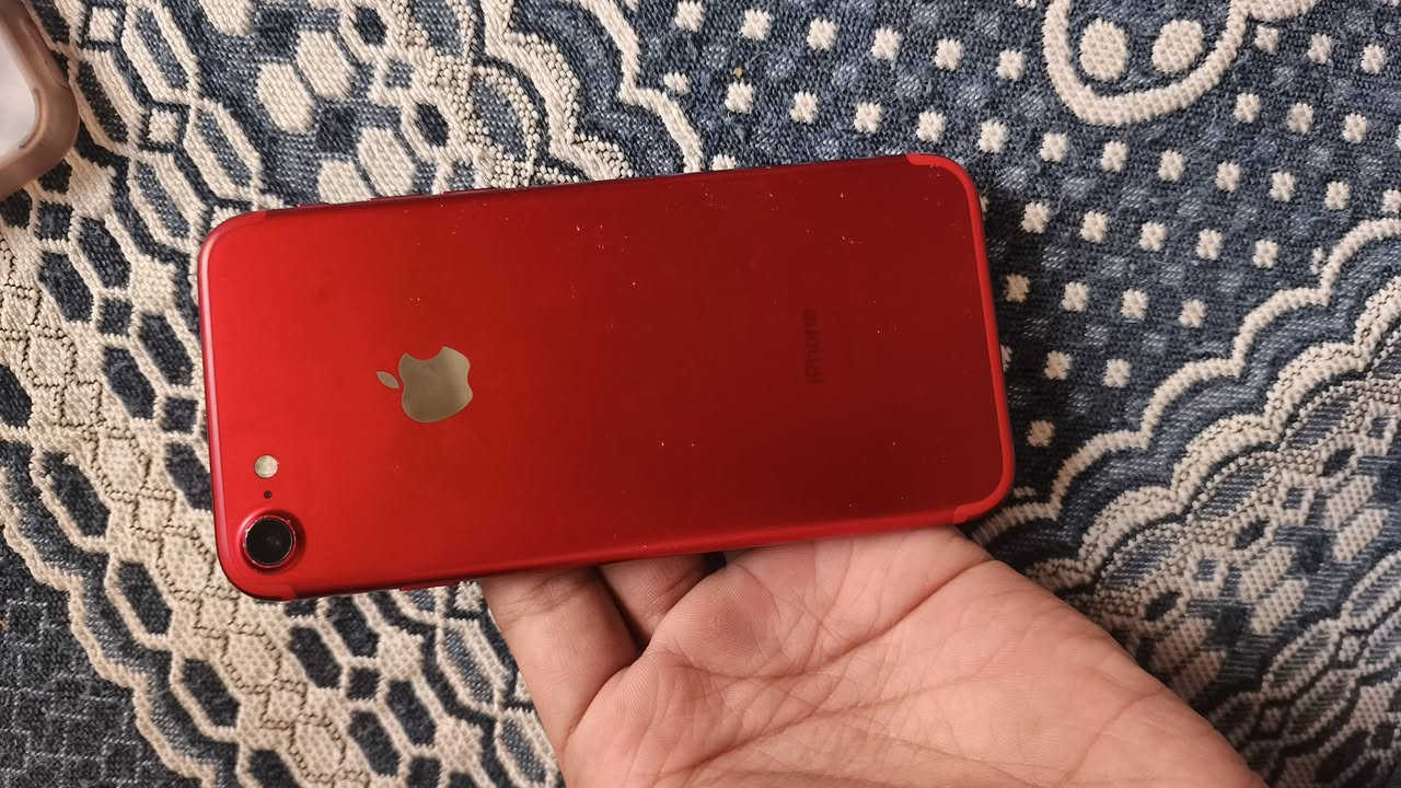 إيفون 7
الذاكرة 256 
البطارية 100 
الجهاز شغال شرط بدون خلل مبدل بطارية فقط كلو أصلي جهاز نضيف 
السعر 85 شراي راسلني أو اتصل ***********
