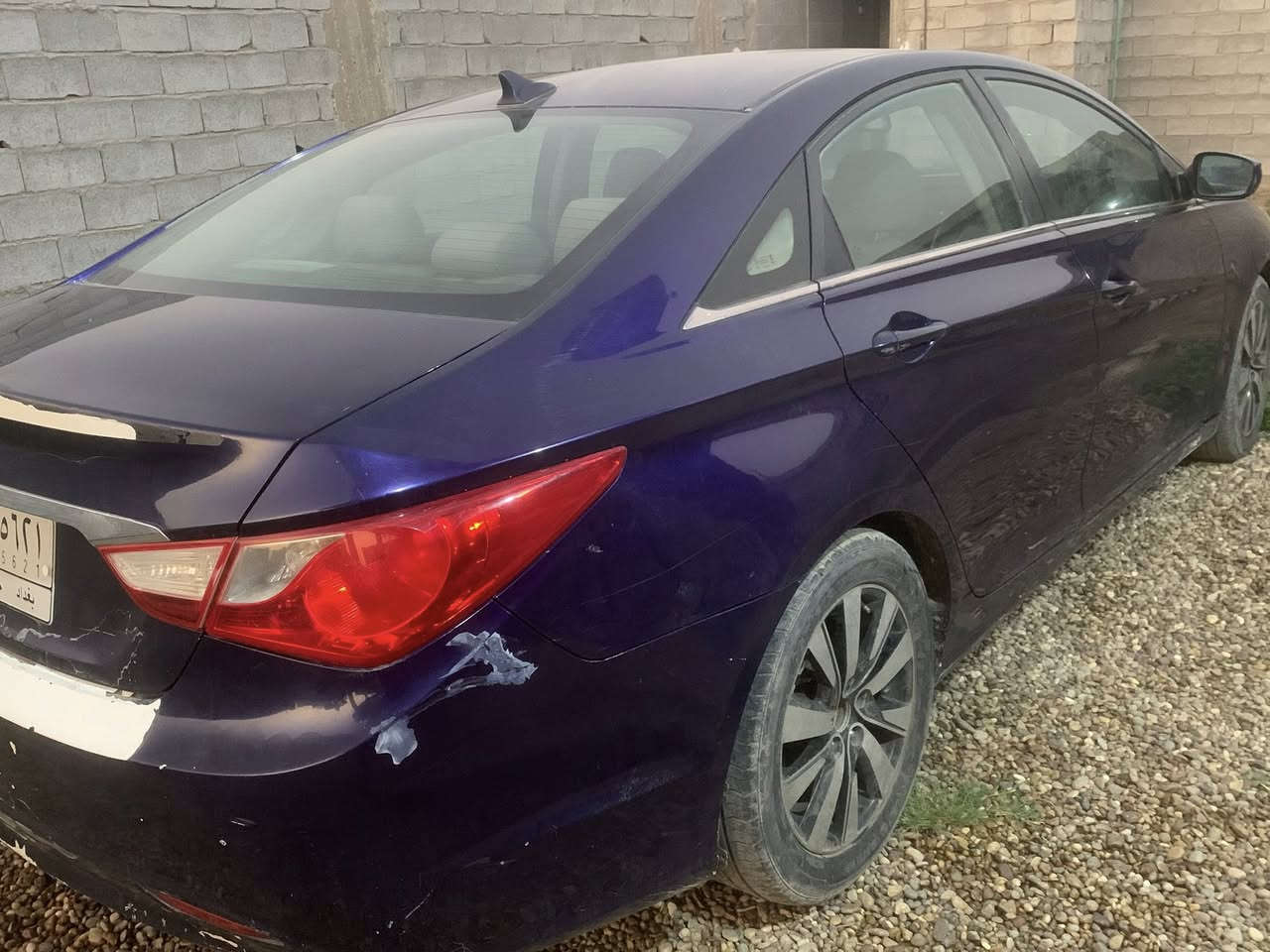 سوناتا موديل 2011 امريكي
قطعتين صبغ جاملغ عكس السائق وبنيد 
دواخل مكفولة من شاصي ولغد 
مكينة وكير وحدادية وتبريد عالفحص 
تحتاج شوي ترتيب بالدعامية الامامية والبنيد 
رقم بغداد وسنويتها لل 27 
راعيها ما نندلة 
السعر 68 ورقة وبيها مجال 
مكاني بغداد 
***********
