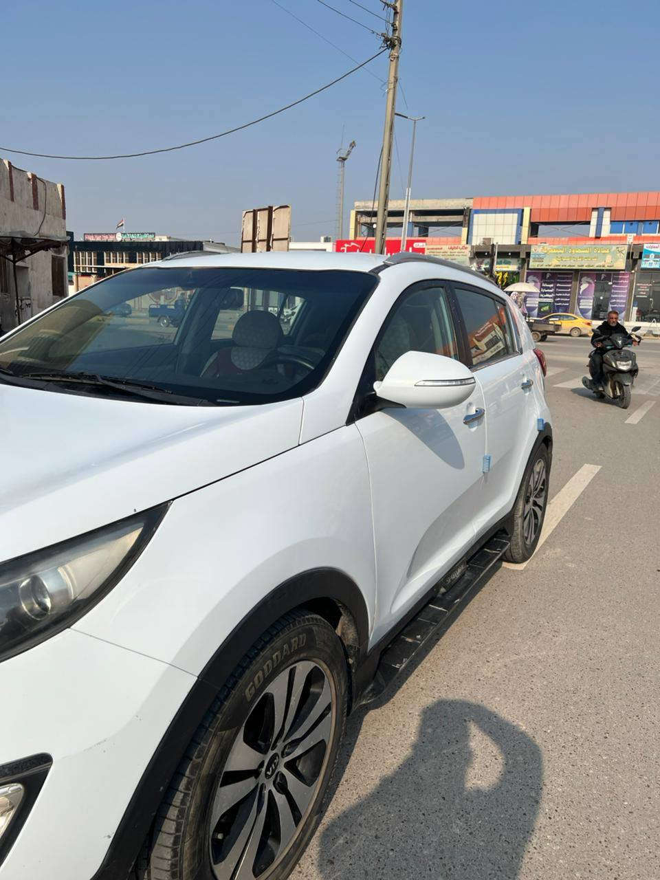 السلام عليكم سبورتج 2014 للبيع رقم بصره سياره موجوده بسماوه بسمنه مداور ثاني يوم سياره مصبوغه عام سياره بس صبغ مابيه لا ضربه ولا تبديل مجرد صابغيه للجماليه مسويله سونار  سعره مناسب 115 وبيه مجال للطيبين ***********
***********.
