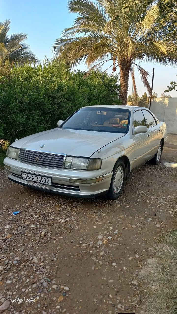 كراون بطة 1995
گير اوتماتيك جديد 
مكفولة من الصبغ 
محرك جديد 
تخم تاير 
كرسي منفصل 

التاجي منشأة النصر

***********
***********
***********
