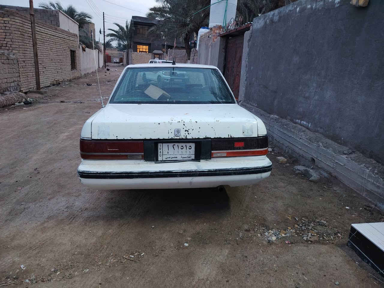 سيدان موديل 1990 كير ومحرك ونجي كهربائياته كله شغاله تخم تار جديد بسمي سعره 18 ورقه مكاني السماوه قضاء الخضر ***********
