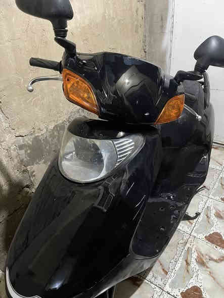 دراجه مكينه ناعمه لاتنضح ولاتبخر 

شلعه ومعدل خير من الله 

بيها ونه بل اكسل

كهربايات شغاله بس نقصها باتري

 بريك امامي خلفي قفل ستيرن شغالات

 سعر 350 بيها مجال 

المكان الحريه بغداد 

 ***********
