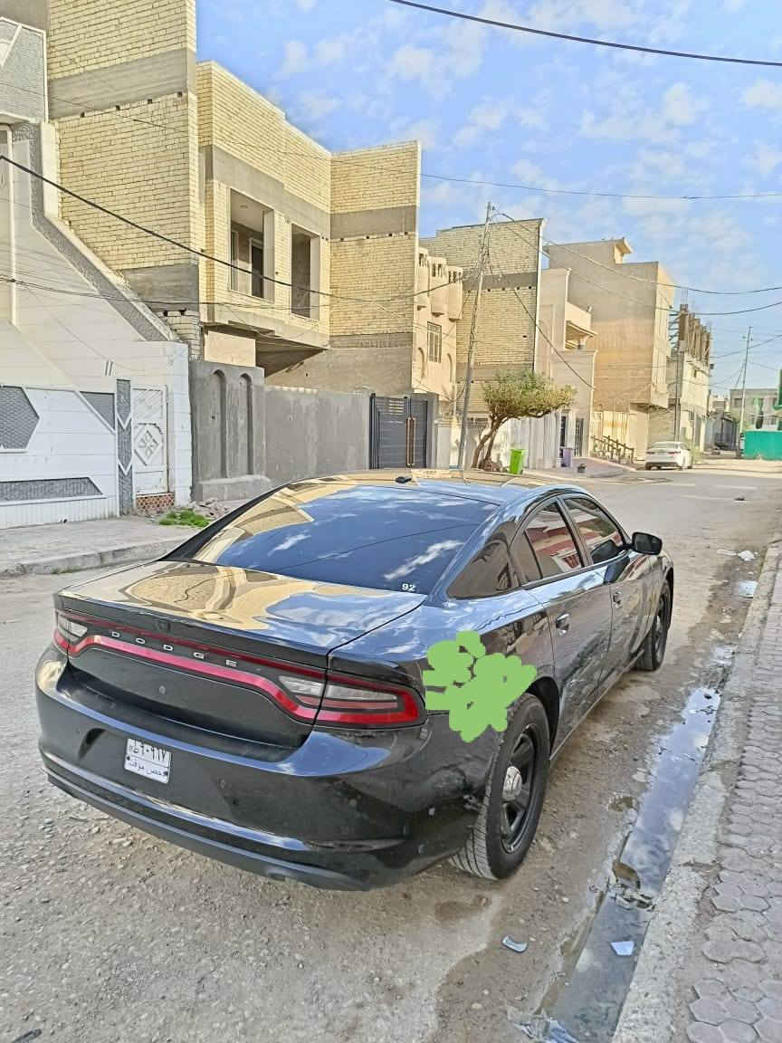 السلام عليكم دوج جارجر فدرالي موديل 23 اصل محرك 5700 تو ويل بيه جاملغ الخلفي بي بارد ماشر بالاخضر صبغ ماشر بالأحمر بجم كبس ترقيم جديد بغداد صور الحادث بالمنشور للاستفسار الاتصال على الرقم ***********
