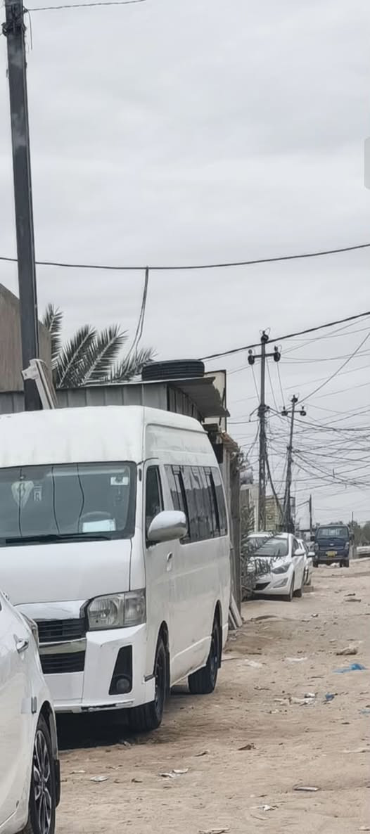 سلام عليكم
هايس للبيع مديل 9 كفاله بيه بس الرباعه داير صبغ وكفاله مكينة وكير مصفرة هيئة وضريبة ومرور تحويل ثاني يوم 

للاتصال على الرقم ***********
