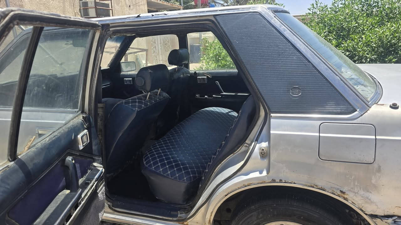 كراون سوبر موديل 85
مكينة وكير بطة جدد حتى بعدهن بدهن الشركة
رقم بغداد راعيها يريد تحويل مباشر 
السعر 24 ورقه وبيها مجال
رقم ***********
العنوان واسط مركز مدينة الكوت
