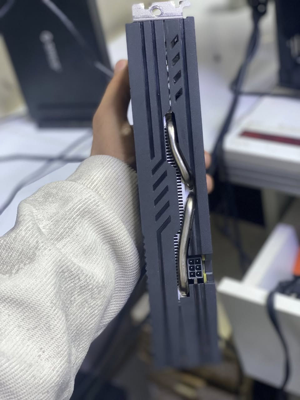 كرت rx 5700xt من اشغله وانزل التعريف يقره يمي rx470 بس شغال طبيعي وفحصته فير مارك والعاب اني ابيعه ك470 
اليخدمه سعره 80الف


**إذا كنت صاحب هذا الإعلان وتريد حذفه لأي سبب، رجاءا أرسل رسالة إلى الدعم الفني**