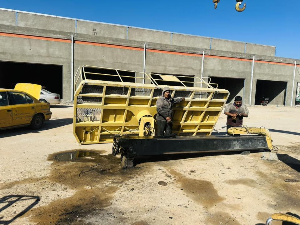 سلام عليكم ورشه متنقله لتصليح جميع انواع السيارات الهايدروليكيه+تحوير+فتح جميع انواع السلايتات+تبديل كيبل كهربايي +وين ما تريد اجيك اتصل وتدلل عنوان بغداد كسره وعطش بس اسال صادق ابوصوندات 
*********** 📞
*********** 📞
