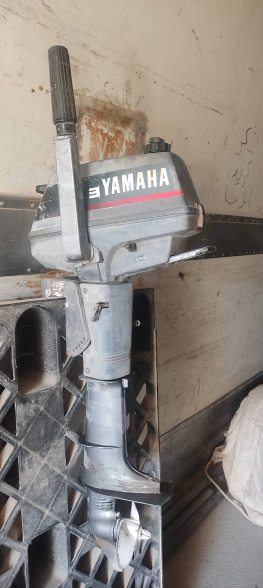 السلام عليكم مكينه 3 ونص اخت الجديده نضيفه حيل وارد يابان ب 350 الف  او مراوس ب مكينه 8. ***********
