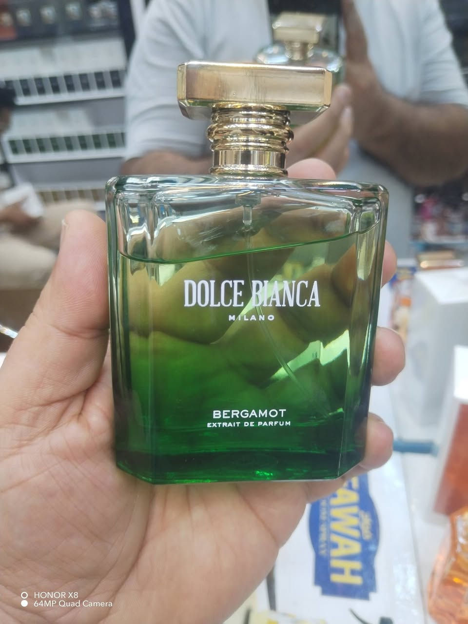 مساء الورد
من شركة ميلانو الايطالية
بديل لي سيل ايسي مياكي
بديل ولنك جا نيشان
شركة مرتبة نقاء المكونات والأداء عالي  سعر القطعة ٤٥


**إذا كنت صاحب هذا الإعلان وتريد حذفه لأي سبب، رجاءا أرسل رسالة إلى الدعم الفني**