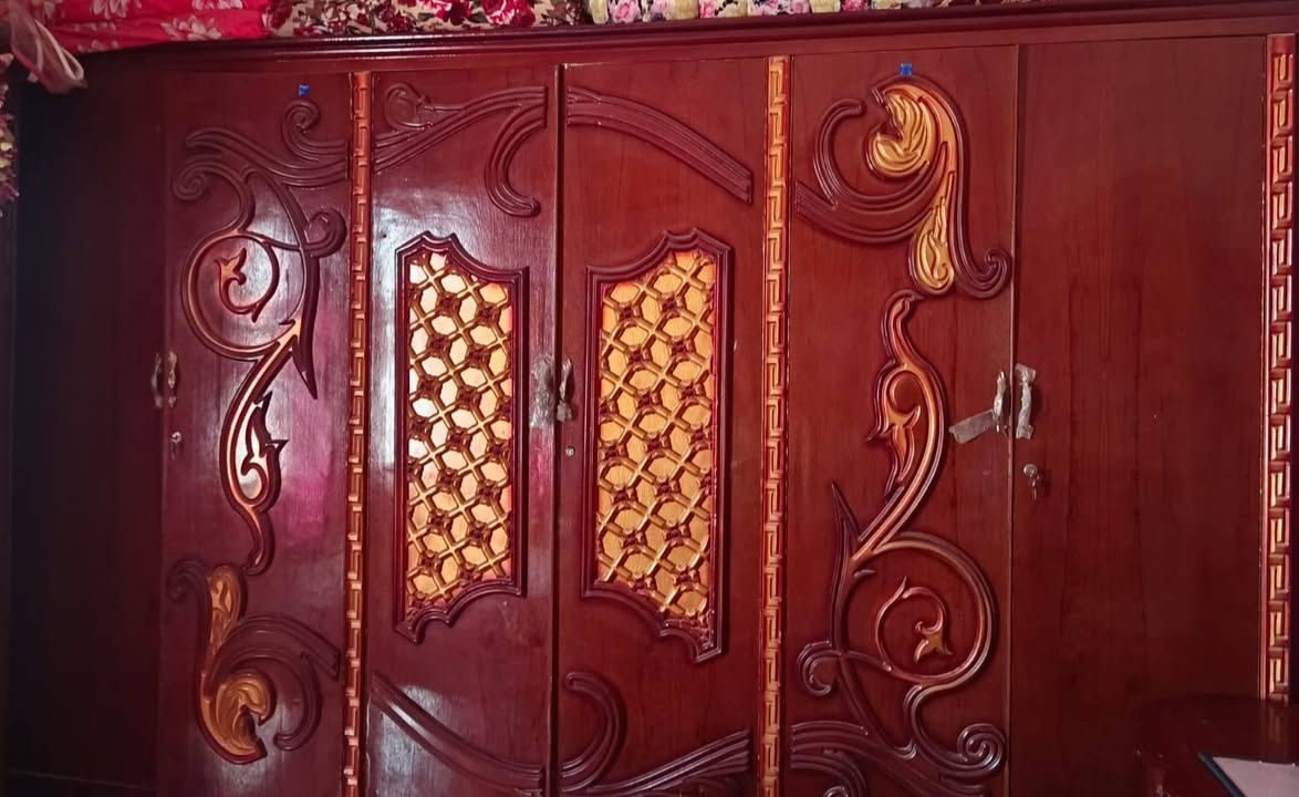 اللبيع غرفه نوم جديده ستخدام شهرين المكان الحمزه الشرقي ***********
