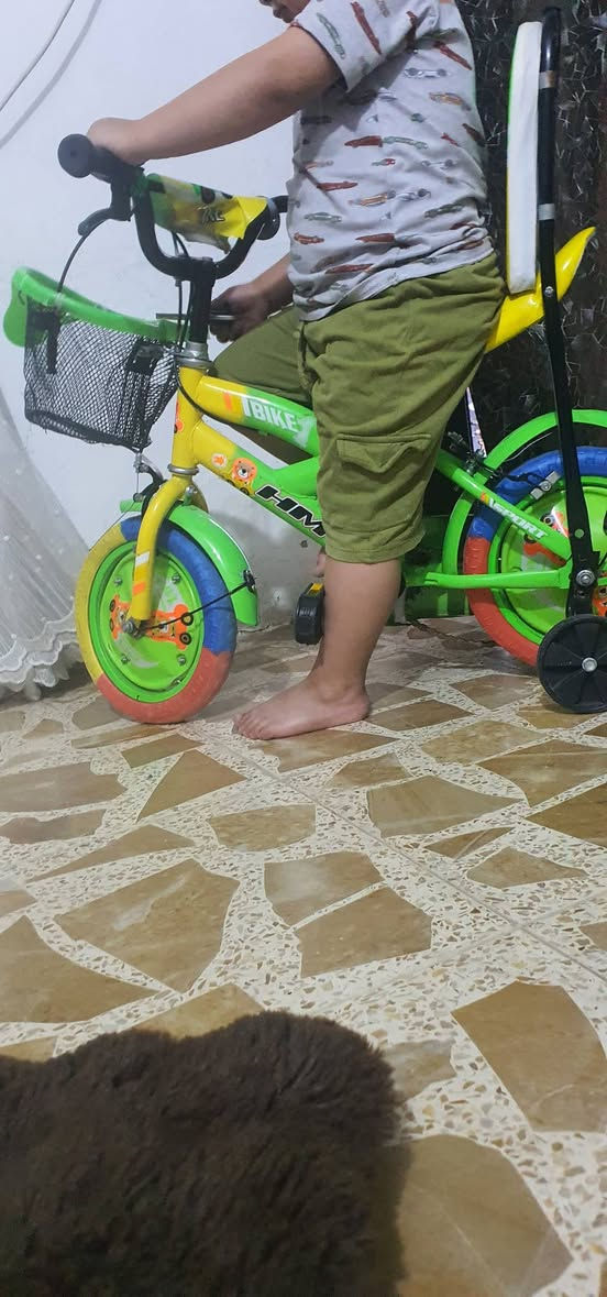 مرحبا للبيع ٣٥ ماخذي ٦٥ نضيف بس بلبيت يلعب الطفل مكاني حريه الاولى


**إذا كنت صاحب هذا الإعلان وتريد حذفه لأي سبب، رجاءا أرسل رسالة إلى الدعم الفني**