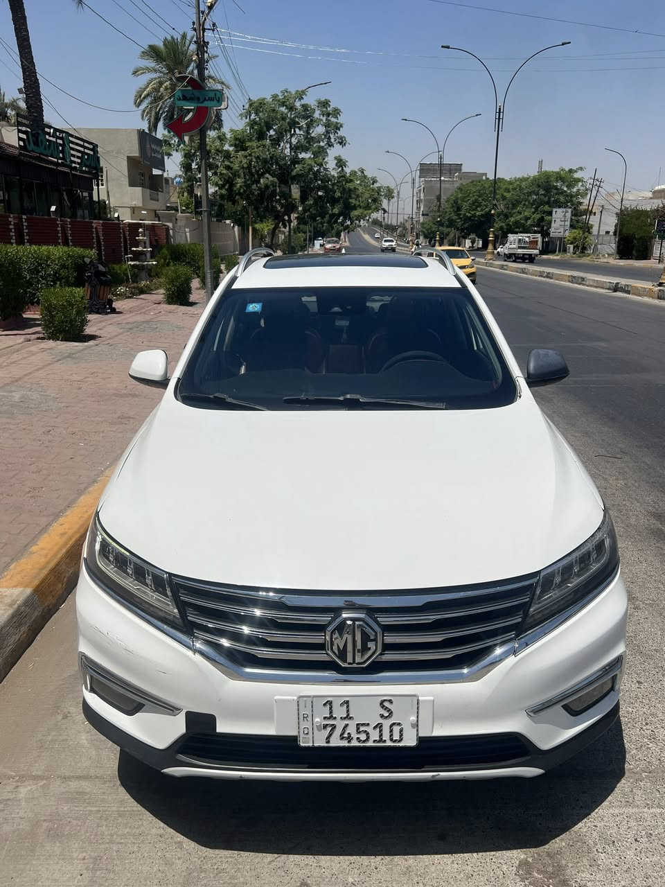 السلام عليكم MG RX5 موديل 2022 رقم بغداد بأسمي
بيها حادث بالبدنه الاماميه وبيها قطع صبغ ايرباك الدشبول والستيرن ممصلحات 
ابيع صبغ حزام بس هيه مو حزام ماشيه 138 الف 
فول مواصفات 1/1 محرك 2000 تيربو تبريد قطعتين 
بنوراما صندوق كهرباء شاشه كبيره مري شفط سبورت 
كشن جلد كهرباء 
مكان السيارة بغداد الصليخ السعر 86 ورقه وبيها مجال

*********** 
***********
