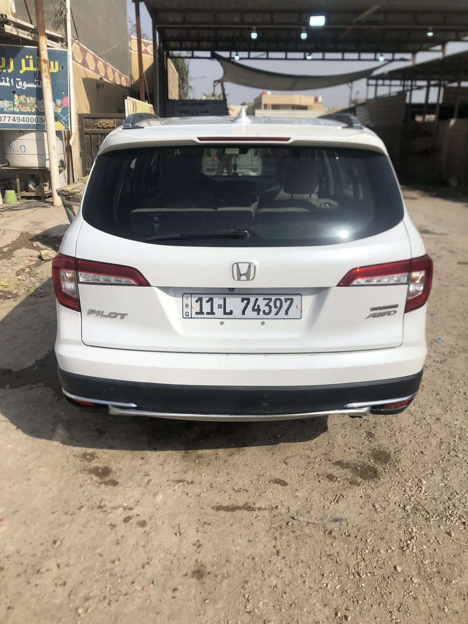 السلام عليكم
هوندا بايلوت ياباني ٢٠٢٢  ٧راكب 
وارد امريكي فول مواصفات 

المواصفات:
١-رادار امامي جانبي(نقطة عمياء) وخلفي 
٢-ترحيب ودخول ذكي 
٣-سويج بصمة وتشغيل عن بعد 
٤-لايت زينون ذكي وبلاجكتورات ضباب 
٥-محرك ٣ونص ٦ سلندر المرغوب 
٦-اشاير بالمري 
٧-كشنات جلد وكهرب ٨حركات وتخرين ٣اوضاع ميموري وتدفئة كشنات 
٨-٣اوضاع قيادة ايكو وسبورت وثلجي
٩-تحديد مسار ذكي وياخطوط الشارع 
١٠-نقاط عمياء وكامرة ذكية ٣ وضعيات دوارة 
١١-مثبت سرعة كروز عادي وذكي 
١٢-شاشة جبيرة ١٠انج وتدعم ايفون واندرويد 
١٣-منافذ usb و typec امامي ومقاعد الخلف والمقاعد الاخيرة 
١٤-تبريد ثلج بيانو ٣ قطع امامي ومقاعد الخلفية ومقاعد ال٧ راكب 
وشاشة تحكم خلفي 
١٥-صندوق ذكي شفط 
١٦-كير دكم المرغوب 
١٧-مراية ذكية تعيتم ذاتي 
١٨-ستيرن فول تحكمات وشفتات سرعة ٩نمر 
١٩-مساند جانبية شركة جلد 
٢٠-بردات بلادي جوم الخلف شركة هوندا سلايد داخل البوب
٠
٢١-داخل جلد بيجي ودشبول جلد اصلي شركة 
٢٢-سيارة عزلها عالمي١٠٠% وحيف ماكو 
٢٣-سبير وعدة كامل 

مكان السيارة بابل
السعر260$ 
التواصل على الخاص
***********
