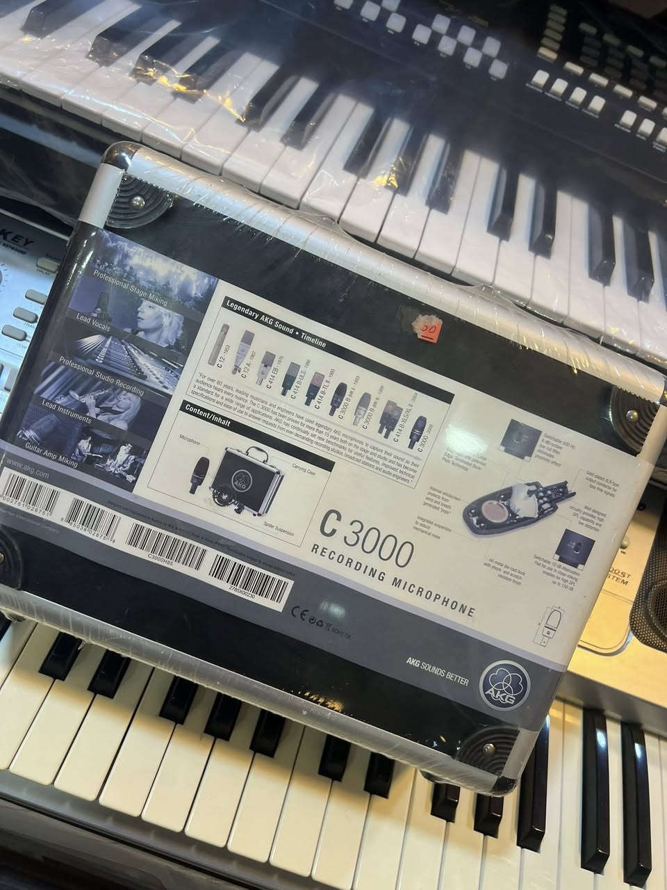 مايك  اصلي Akg c3000
جديد لوك
سعر مناسب جدا
400$❌
300$✅
للتواصل ***********
