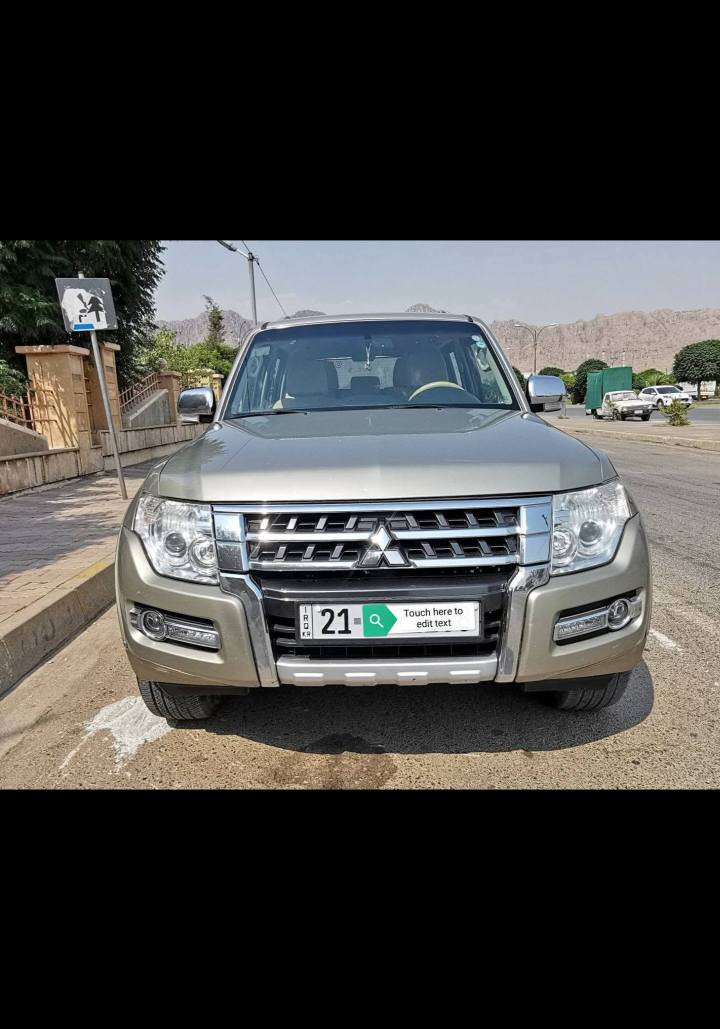 پاجیرۆ 2015 فول مواسەفات تەنها سلایت نیە مەکینە مەرغوب هەموو شتێکی نوێیە تەنها ئەوەی لە وێنەکە دیاریم کردووە بەس ئەوەندەی هەیە 148 هەزار ڕۆشتووە بە ناوی خۆمانە داوای 159 گەڵا ئەکەم  *********** السليمانية, العراق
